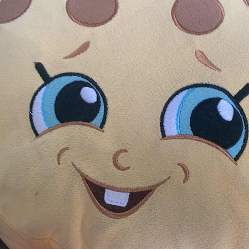 15” Kookie cookie Shopkins plush - Picture 3 of 7